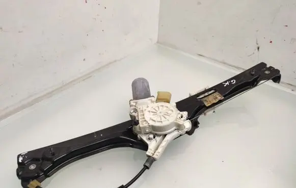 Rear door window regulator with motor