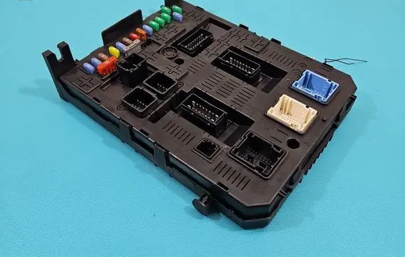 Citroen C5 Central body control module 9678476980 IMPRK1485393