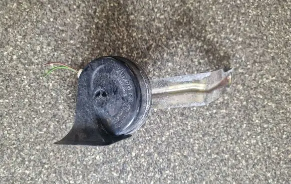 Citroen C3 Pluriel Horn signal
