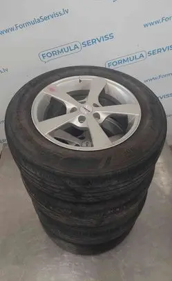 Toyota Avensis T220 R15 alloy rim 