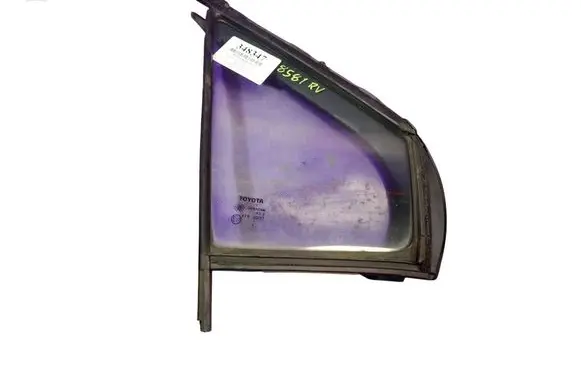 Toyota Yaris Front door window glass four-door