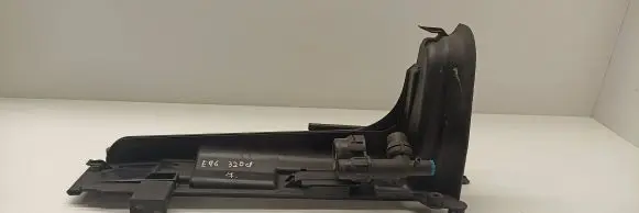 BMW 5 E39 Radiator mount bracket 2354043