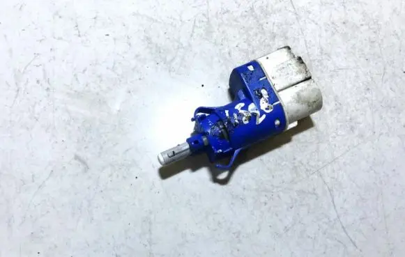 Brake pedal sensor switch