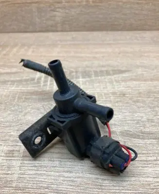 Toyota Prius (XW20) Turbo solenoid valve 9091012259 1362002771 WithPlug