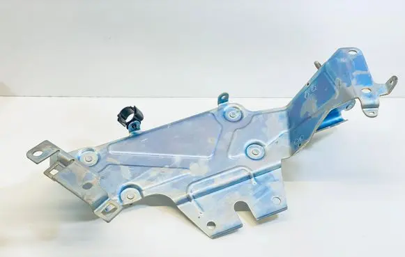 Mercedes-Benz EQC Other engine bay part A2935454900