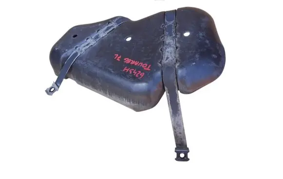Volkswagen Touareg I Fuel tank bottom protection 7L0201974B