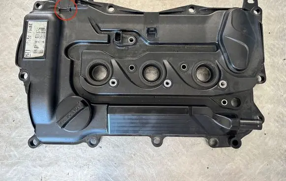 Toyota Yaris Cross Rocker cam cover 11201F3020 1120115040