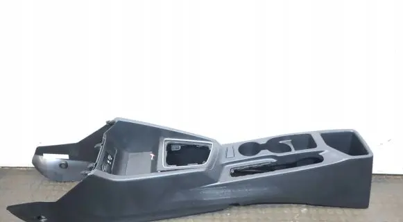 Hyundai i20 (GB IB) Center console