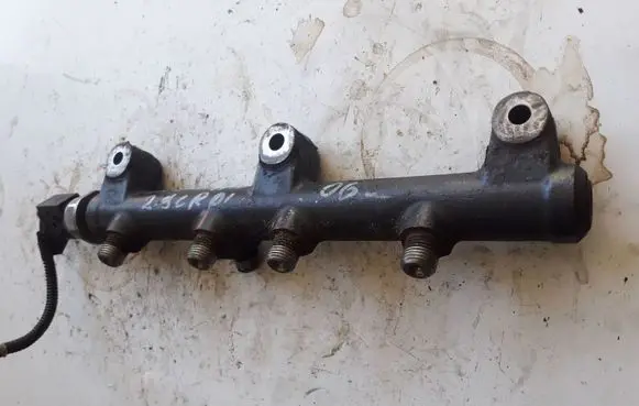 KIA Carnival Fuel distributor R9144Z100A