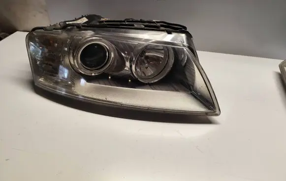 Audi A8 S8 D3 4E Headlight/headlamp 4E0941004BN 1LL00923604