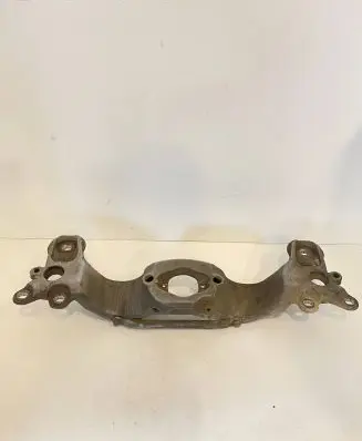 Audi A4 S4 B7 8E 8H Gearbox mounting bracket 8E0399263AG