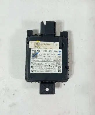 Volkswagen Golf VIII Distronic sensor radar 2Q0907686H