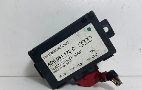 Audi A8 S8 D2 4D Alarm control unit/module 4D0951173C