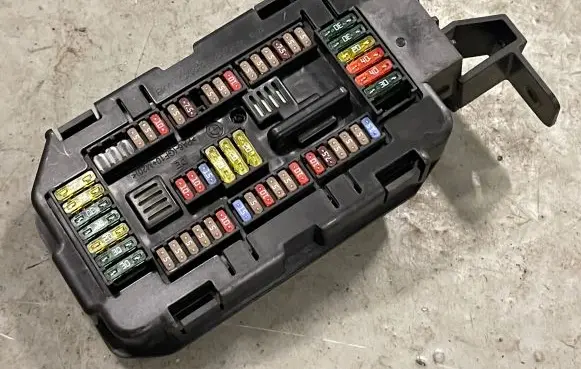 BMW X5 F15 Fuse module 9316568 19326000002 21072013