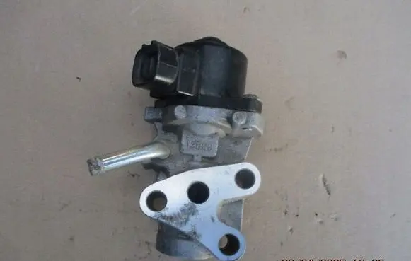 Toyota Aygo AB40 EGR valve 13BN0