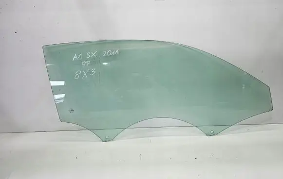 Audi A1 Sliding door window/glass 