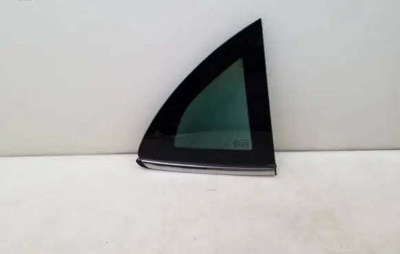 Citroen C3 Rear side window