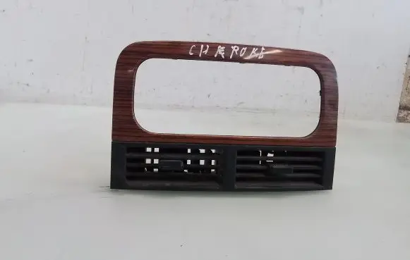 Jeep Grand Cherokee (WJ) Dash center air vent grill