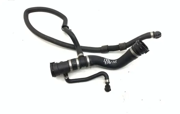 Engine coolant pipe/hose