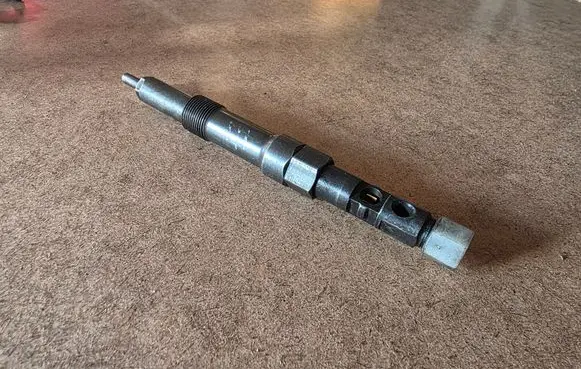 Fuel injector