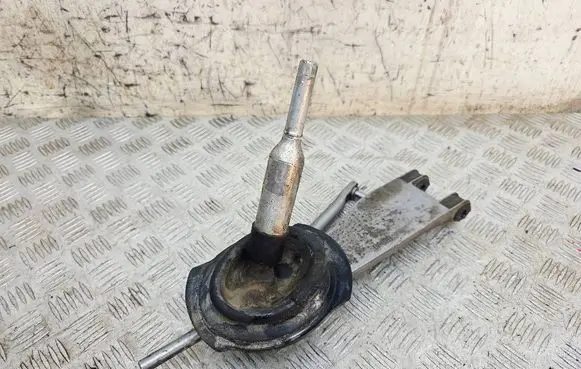 BMW 1 E81 E87 Gear shifter/selector 7532492 25117532492