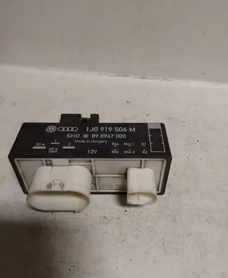 Audi A3 S3 8L Coolant fan relay 1J0919506M 898967000