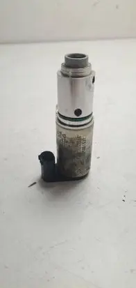 Volvo V70 Camshaft vanos timing valve 31216221 160323