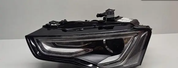 Audi A5 8T 8F Headlight/headlamp 8T0941005C A252