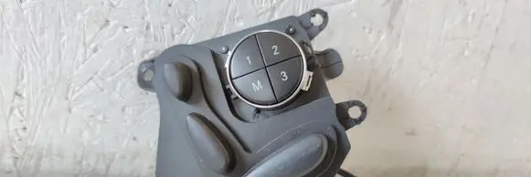 Mercedes-Benz CLS C219 Seat control switch A2118217979 2118217979 03464230