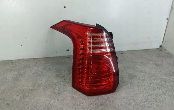 Peugeot 5008 Rear/tail lights