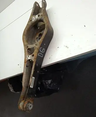 Volkswagen Touran II Rear upper control arm/wishbone TOURAN2011M