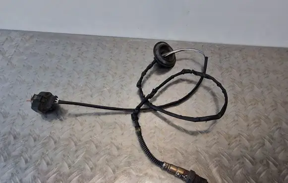 Audi A8 S8 D2 4D Lambda probe sensor 077906265T