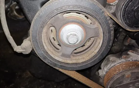 Peugeot 207 Crankshaft pulley 9654961080j