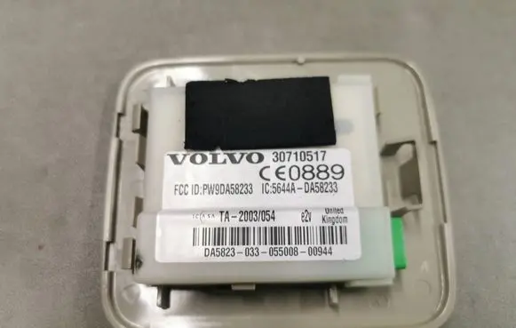 Volvo V70 Alarm control unit/module 30710517 PW9DA58233 5644ADA58233