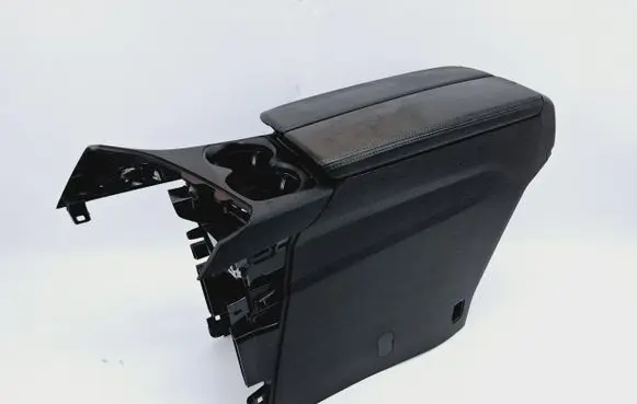 Peugeot 3008 II Armrest 