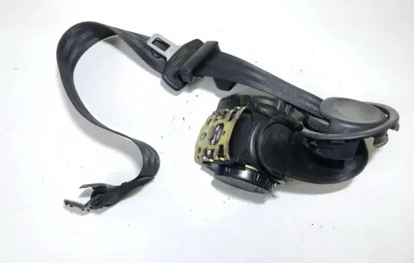 Audi A6 S6 C4 4A Rear seatbelt 4a0857728