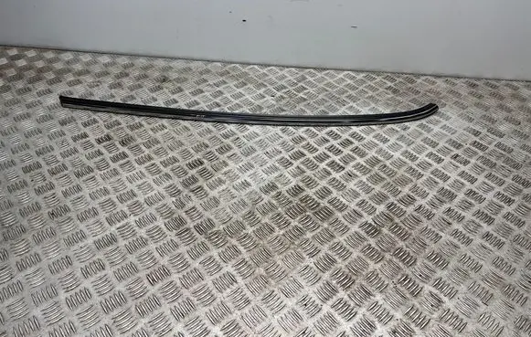 Mini One - Cooper F56 F55 Rear side glass trim 12866210