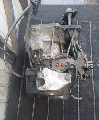 Mazda 2 Manual 5 speed gearbox RF2N1R7F096AB