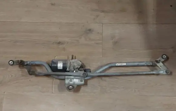 Volkswagen Transporter - Caravelle T5 Front wiper linkage and motor 7H1955023B 7E1955113