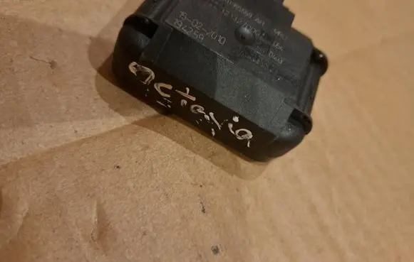 Skoda Octavia Mk2 (1Z) Rain sensor 1K0955559 15022010