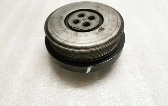 Mercedes-Benz S W221 Crankshaft pulley A6510351012