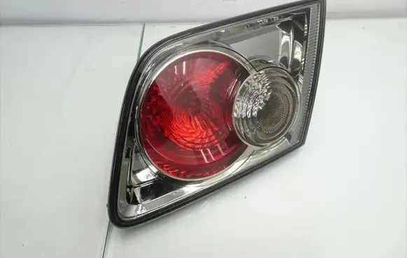 Mazda 6 Tailgate rear/tail lights
