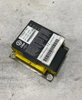 Volkswagen PASSAT B6 Airbag control unit/module 3C0909605M 39112511 11H031S2522