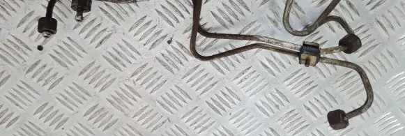 Nissan Terrano Fuel line pipe