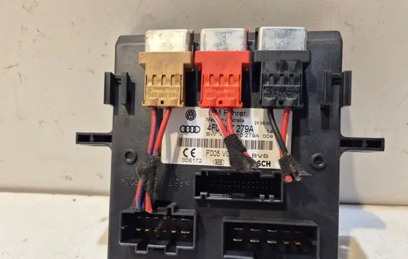 Audi A6 S6 C6 4F Comfort/convenience module 4F0907279A 4F0910279A