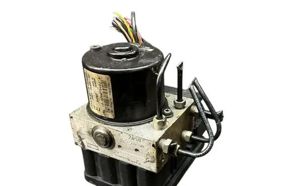 Volvo V50 ABS Pump 31274908 31274907