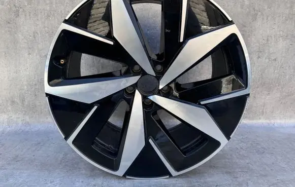 Volkswagen ID.4 R20 alloy rim 
