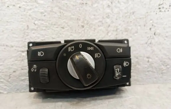 BMW X5 E70 Light switch 9134725 3361010102 1100931706242322