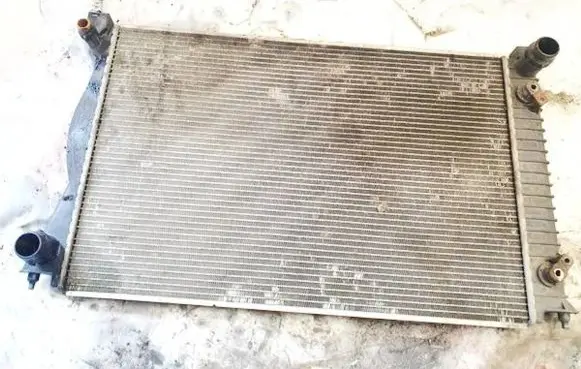 Audi A6 S6 C6 4F Coolant radiator