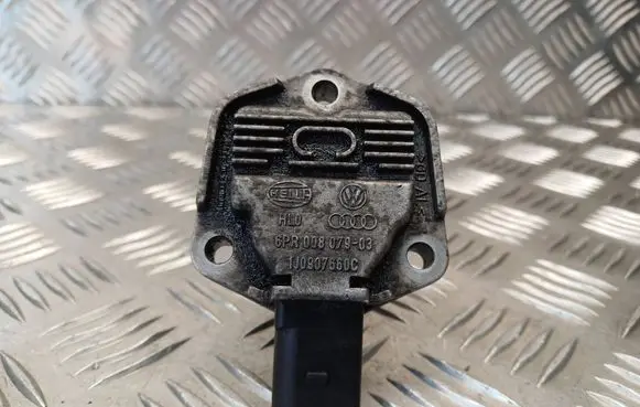 Audi A3 S3 8L Oil level sensor 1J0907660C
